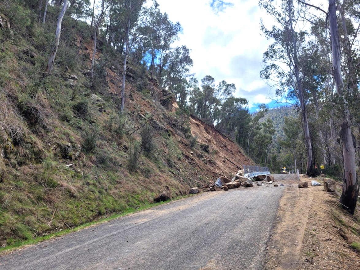 Elliott Way to remain closed Post feature image