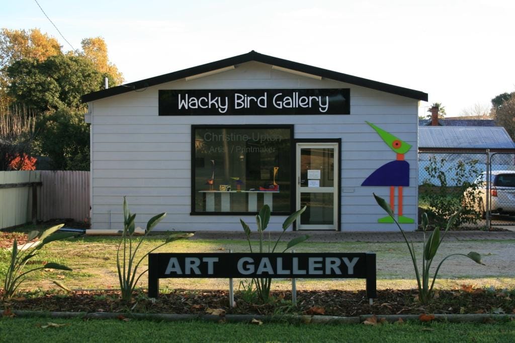 Explore nature at the Wacky Bird Gallery Post image