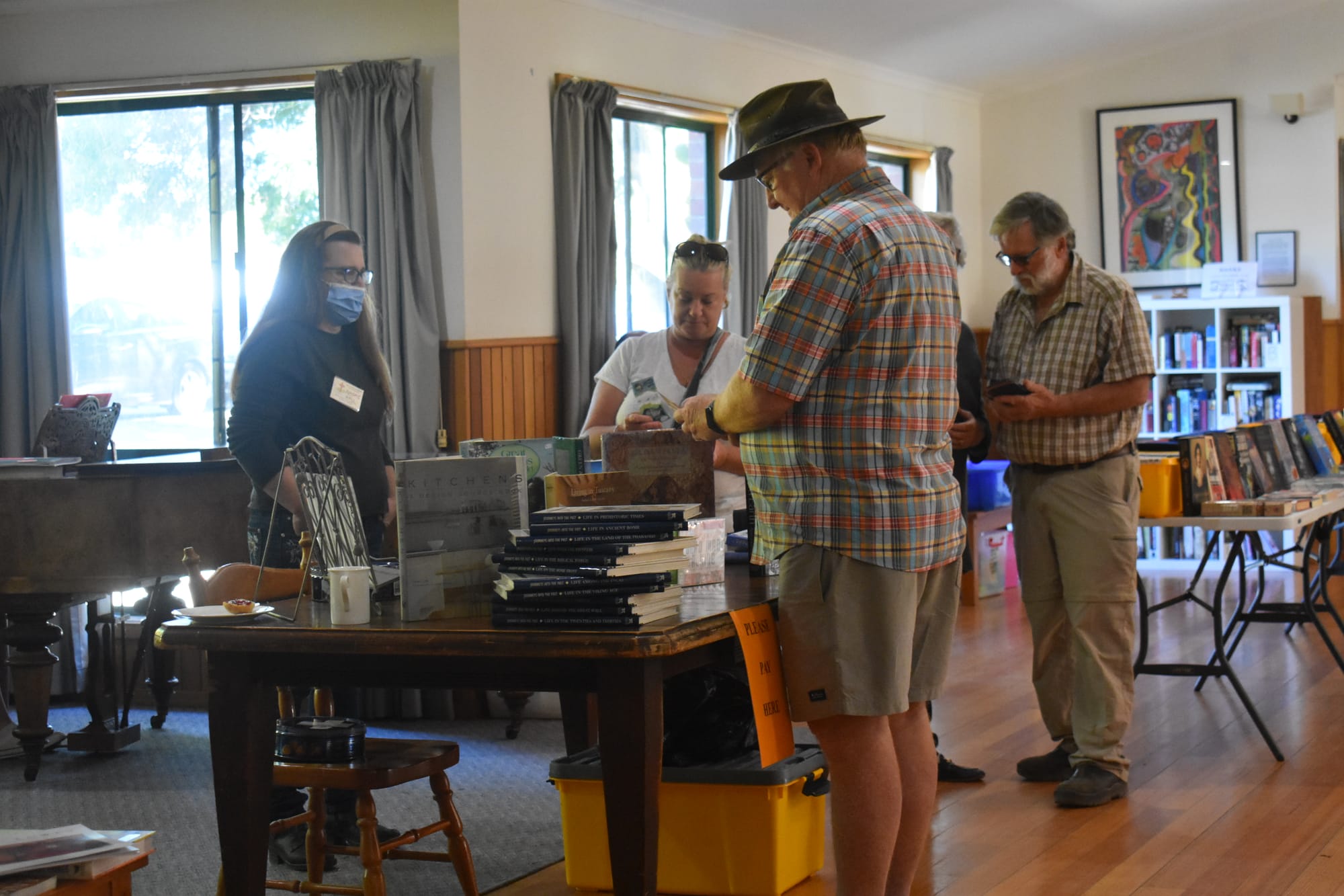 Summer reading can continue with book sale Post image